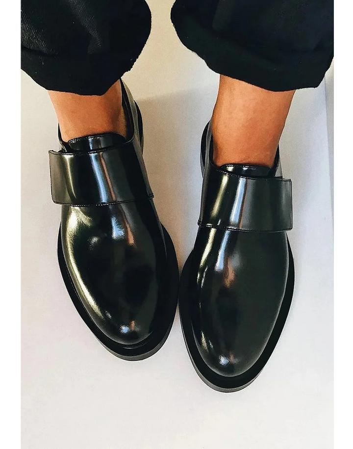 Arden | Moccasins with Strap