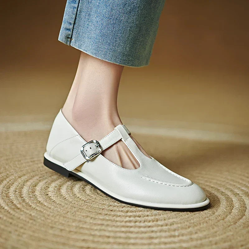 Selvana | Low Heeled Pumps