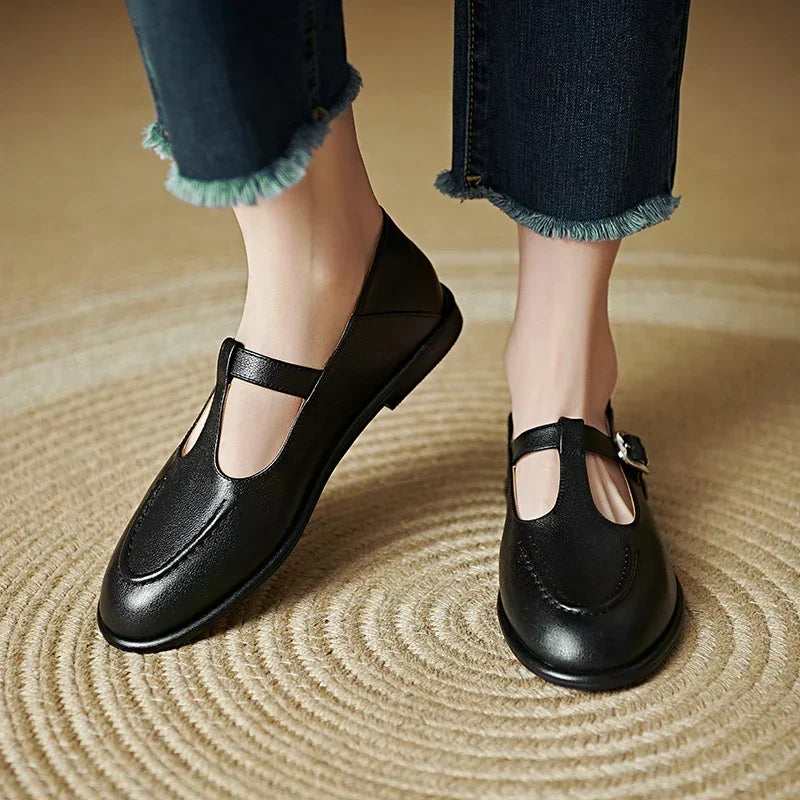 Selvana | Low Heeled Pumps